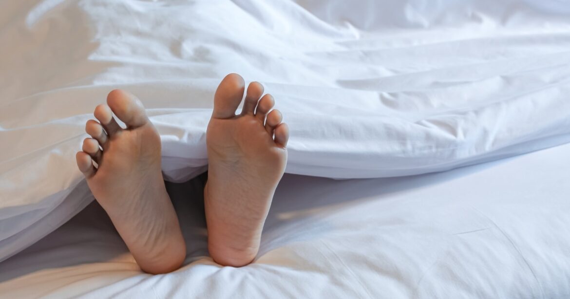 「24歳女性の遺体」から衣服をはぎ取り…熊本県の42歳火葬場職員が手を染めていた「鬼畜の所業」（下駄 華緒） @gendai_biz - 現代ビジネス