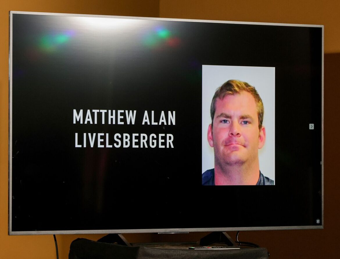 ラスベガスでのテスラ車爆発、容疑者はＰＴＳＤ－テロでないとＦＢＩ - Bloomberg