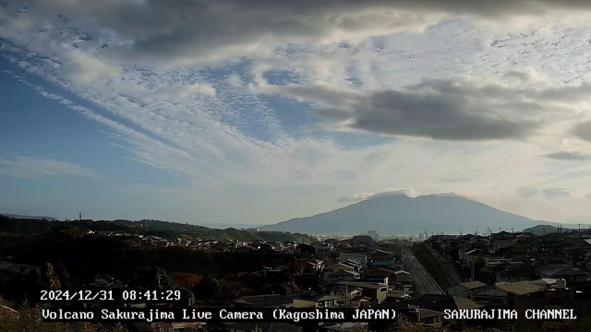 【絶景LIVE】桜島ライブカメラ（噴火・雲海・朝焼け・星空） live camera  volcano-Sakurajima ,Kagoshima,Japan