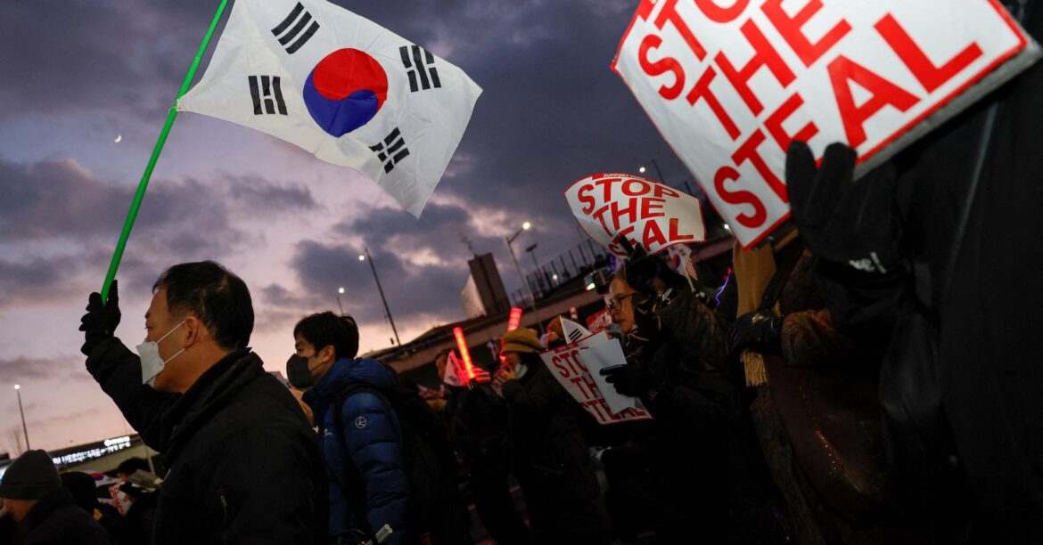 米、韓国情勢安定化を希望　憲法手続き順守に期待＝カービー氏 | ロイター