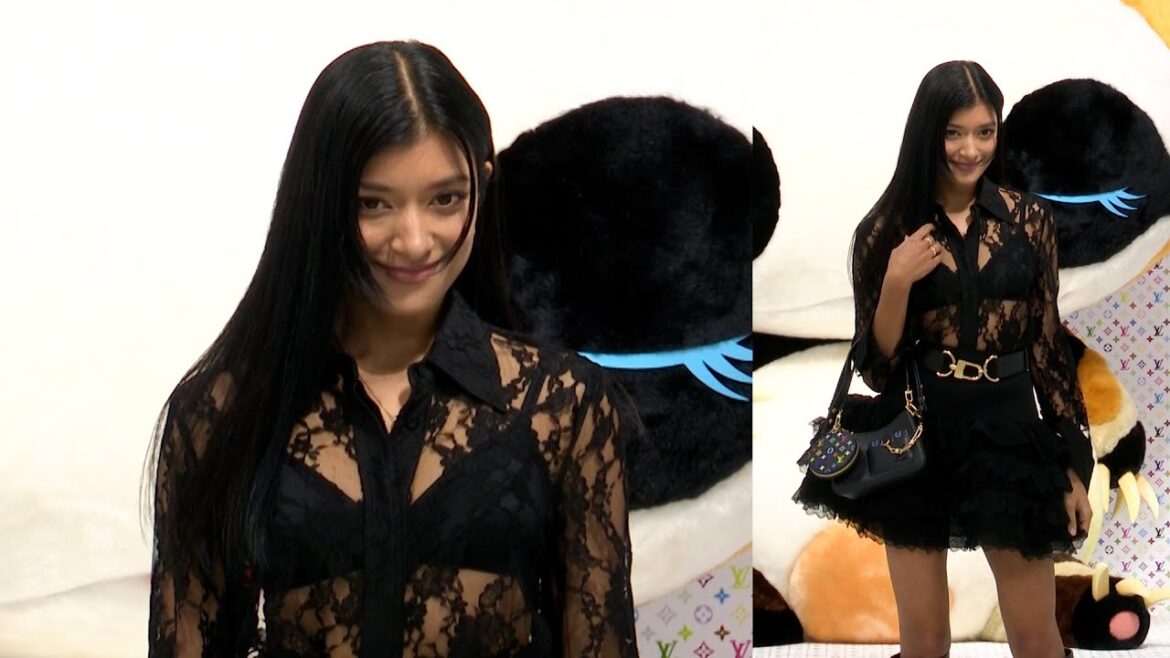 ローラ、レースの透け感溢れるシャツ姿で美肌チラリ！今年挑戦したいことはまさかの“農業”　｢LOUIS VUITTON × MURAKAMI｣POP-UP STOREレセプション