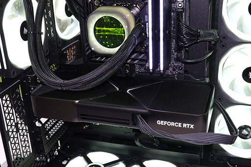 画像集 No.011のサムネイル画像 / 「GeForce RTX 5090」のダイサイズは約754平方mm？ 搭載カードが多数披露されたNVIDIAブースをチェック
