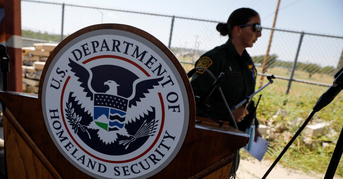 米国土安保省、全ての諮問委員解任 中国ハッカー巡る調査に影響か | ロイター 米国土安保省、全ての諮問委員解任 中国ハッカー巡る調査に影響か | ロイター