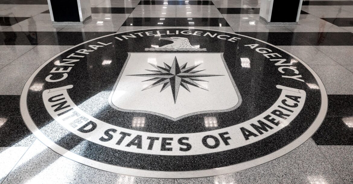 米ＣＩＡ、全職員対象に早期退職募集＝関係筋 | ロイター