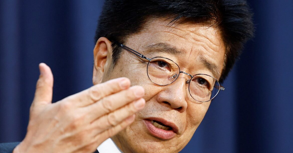 再びデフレに戻らないと言える状況にない、総合的判断必要＝加藤財務相 | ロイター