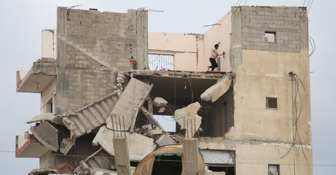 ガザ、米に引き渡される 米兵派遣の必要なし=トランプ氏 | ロイター ガザ、米に引き渡される 米兵派遣の必要なし=トランプ氏 | ロイター