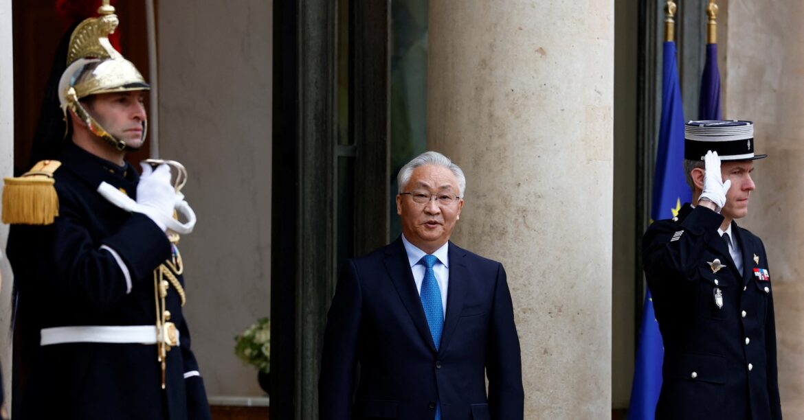 「人類運命共同体」構築に向け協力=AIサミットで中国副首相 | ロイター 「人類運命共同体」構築に向け協力=AIサミットで中国副首相 | ロイター