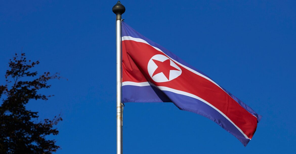 北朝鮮がロシアに追加部隊派遣、クルスク州戦場に＝報道 | ロイター