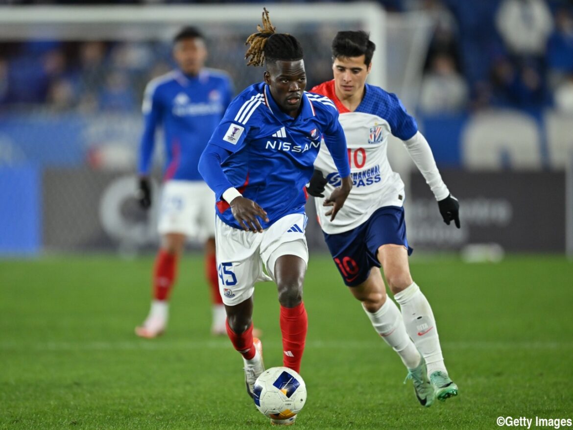 横浜FMの21歳MFジャン・クルードが本領発揮のフル出場「ああいったアクションは最低限」同僚からもR・マドリーMFに重ねる声 – ゲキサカ 横浜FMの21歳MFジャン・クルードが本領発揮のフル出場「ああいったアクションは最低限」同僚からもR・マドリーMFに重ねる声 - ゲキサカ