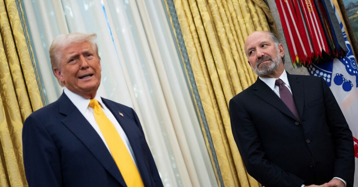 加・メキシコ関税、トランプ氏が水準決定へ 4日発効=米商務長官 | ロイター 加・メキシコ関税、トランプ氏が水準決定へ 4日発効=米商務長官 | ロイター