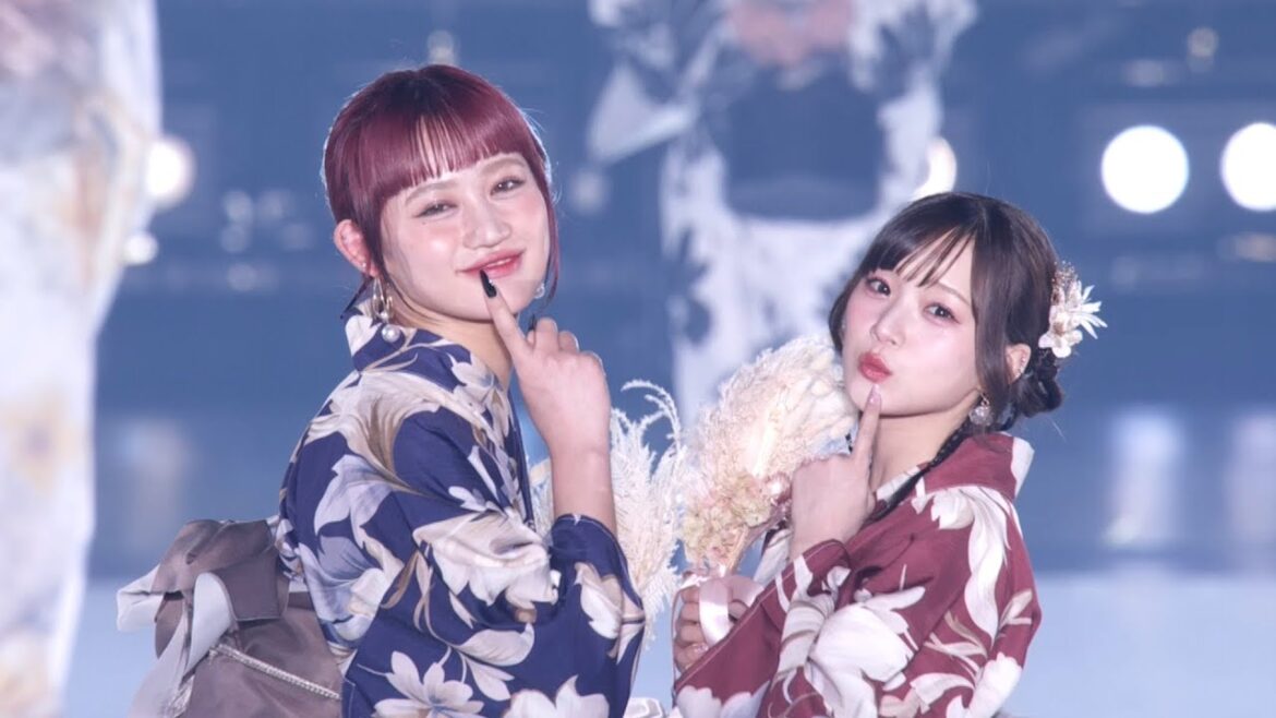 元アンジュルム佐々木莉佳子・元Juice=Juice稲場愛香、ハロプロOGコンビが浴衣姿でペアランウェイ　『KANSAI COLLECTION 2025 S/S』