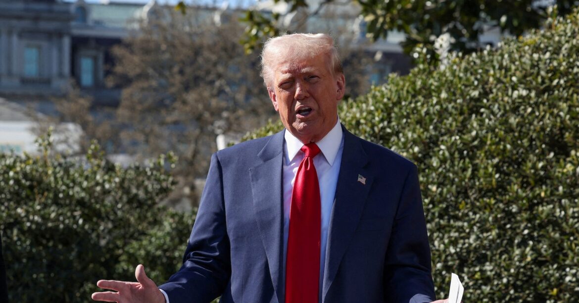 トランプ氏「グリーンランドは安保上必要」、NATO事務総長に表明 | ロイター トランプ氏「グリーンランドは安保上必要」、NATO事務総長に表明 | ロイター