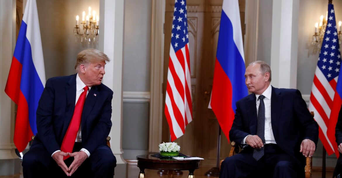 米国民の過半数、トランプ氏のロシア寄り姿勢に懸念＝ロイター／イプソス調査 | ロイター