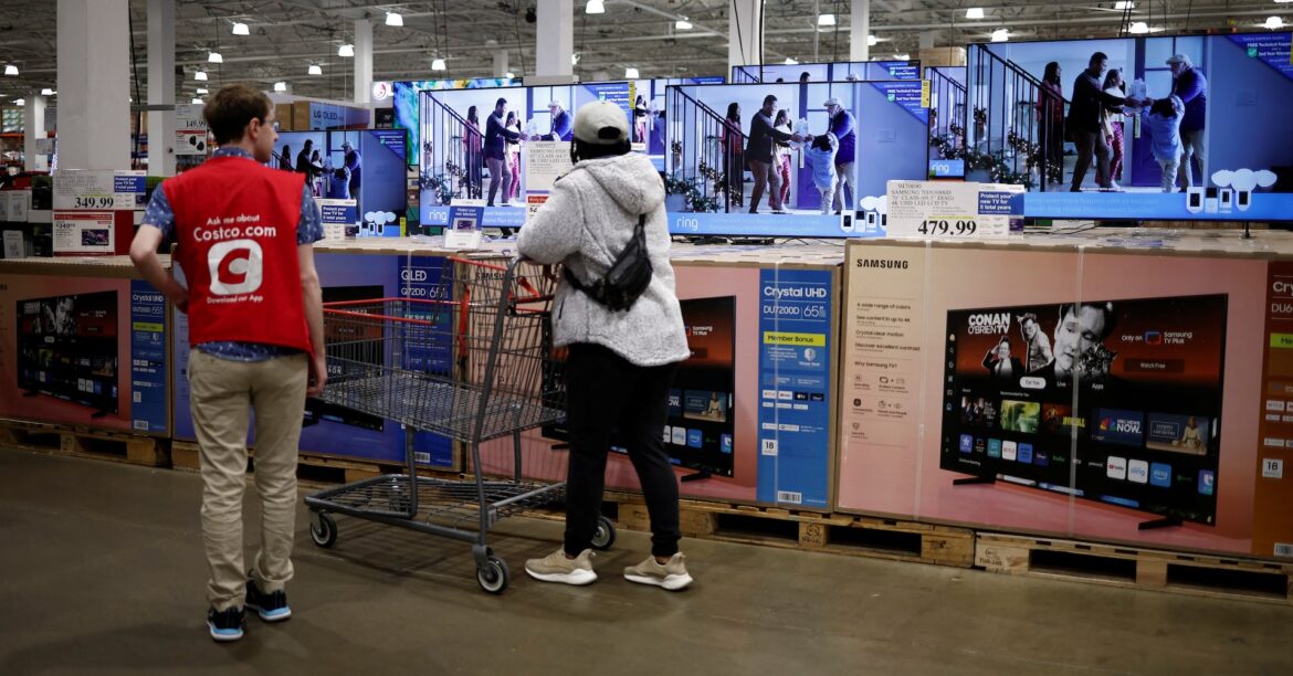 訂正 米2月ＰＣＥ価格＋2.5％、予想と一致　消費が回復 | ロイター