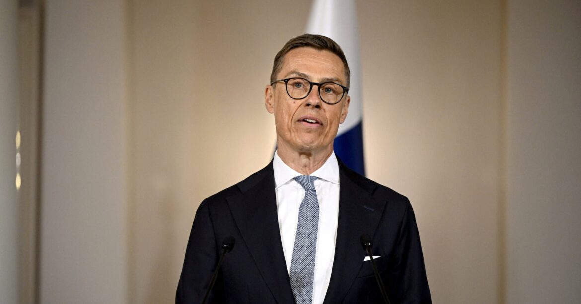 フィンランド大統領、米国を電撃訪問 トランプ氏と関係強化など協議 | ロイター フィンランド大統領、米国を電撃訪問 トランプ氏と関係強化など協議 | ロイター