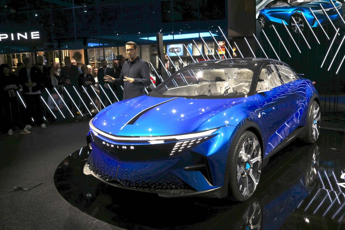 第882回：「パリモーターショー2024」見聞録　これはヨーロッパの白旗か、新時代の「のろし」か 【マッキナ あらモーダ！】 - webCG