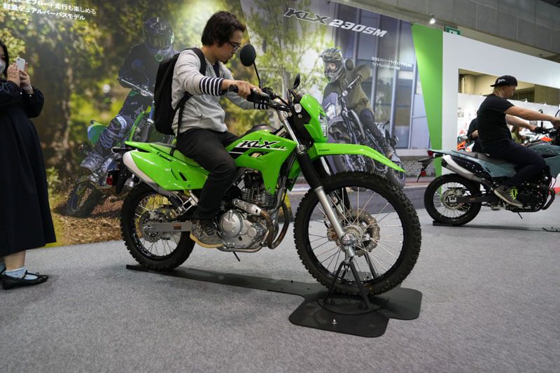 【第52回 東京モーターサイクルショー2025出展速報】カワサキ ブース　記事３