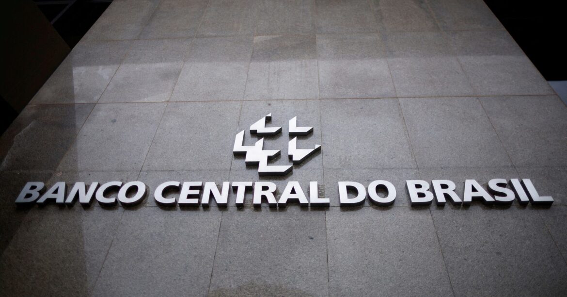 ブラジル中銀が1％利上げ、2会合連続　3月も同幅の引き締め示唆 | ロイター