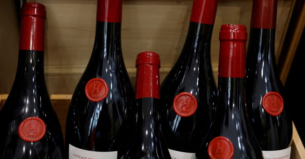 仏産ワイン・蒸留酒、関税で米国販売20％減へ　業界団体が予想 | ロイター