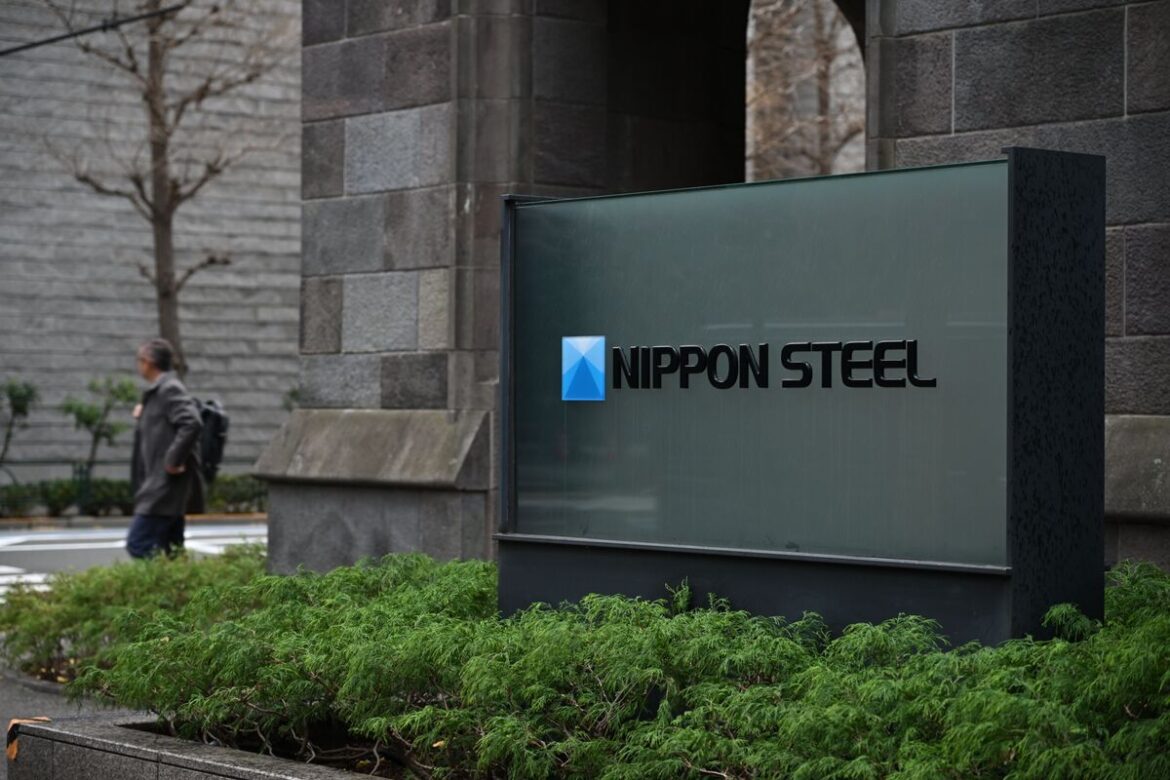 日鉄株が反発、トランプ氏がＵＳスチール買収計画の再審査を指示 - Bloomberg