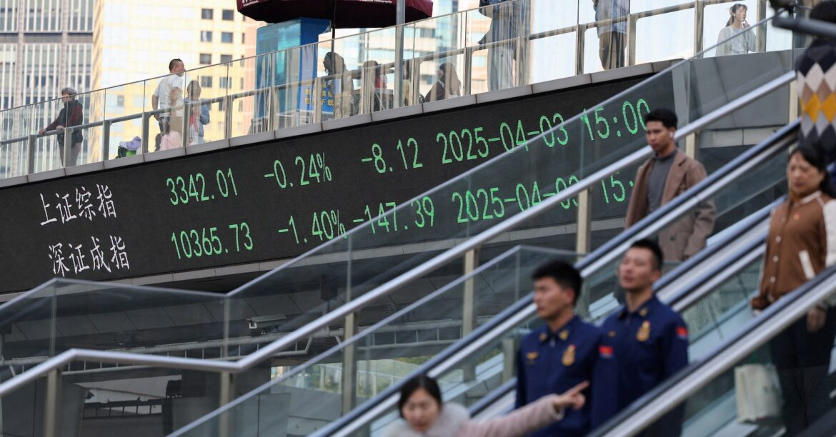 中国国有企業が相次ぎ株式投資拡大表明、市場安定化の取り組み強化 | ロイター