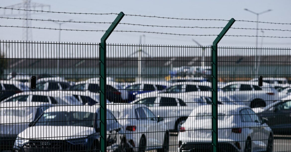ＶＷ、第1四半期営業利益が急減　米関税やＥＵ炭素規制で  | ロイター