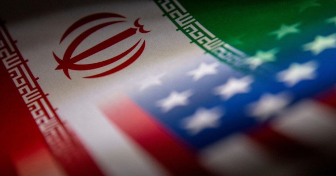 イラン、核計画放棄しなければ「重大な結果」＝ホワイトハウス | ロイター