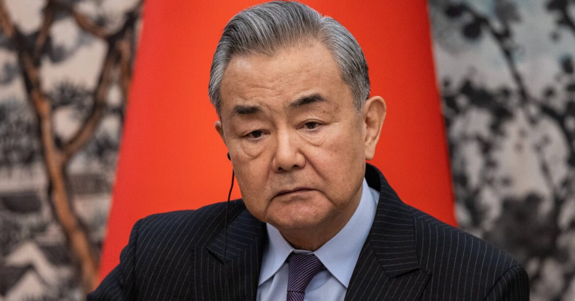 中国外相、英・EUに多国間貿易体制擁護呼びかけ 米関税に対抗 | ロイター 中国外相、英・EUに多国間貿易体制擁護呼びかけ 米関税に対抗 | ロイター