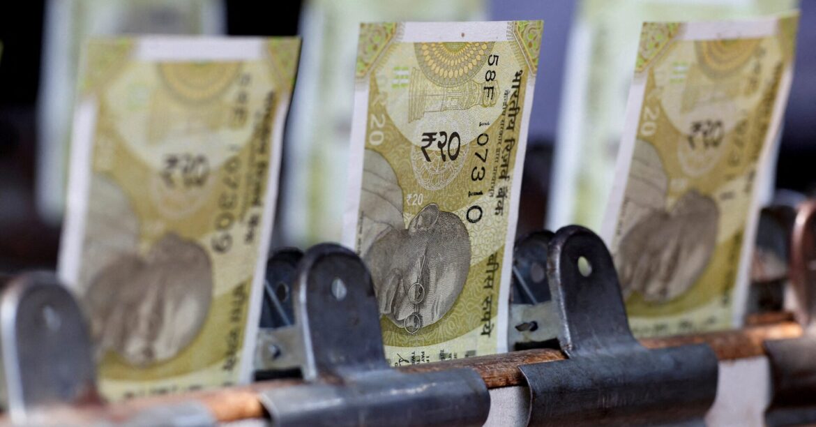 インド国債、海外マネー流入 JPモルガンの指数組み入れ控え | ロイター インド国債、海外マネー流入 JPモルガンの指数組み入れ控え | ロイター