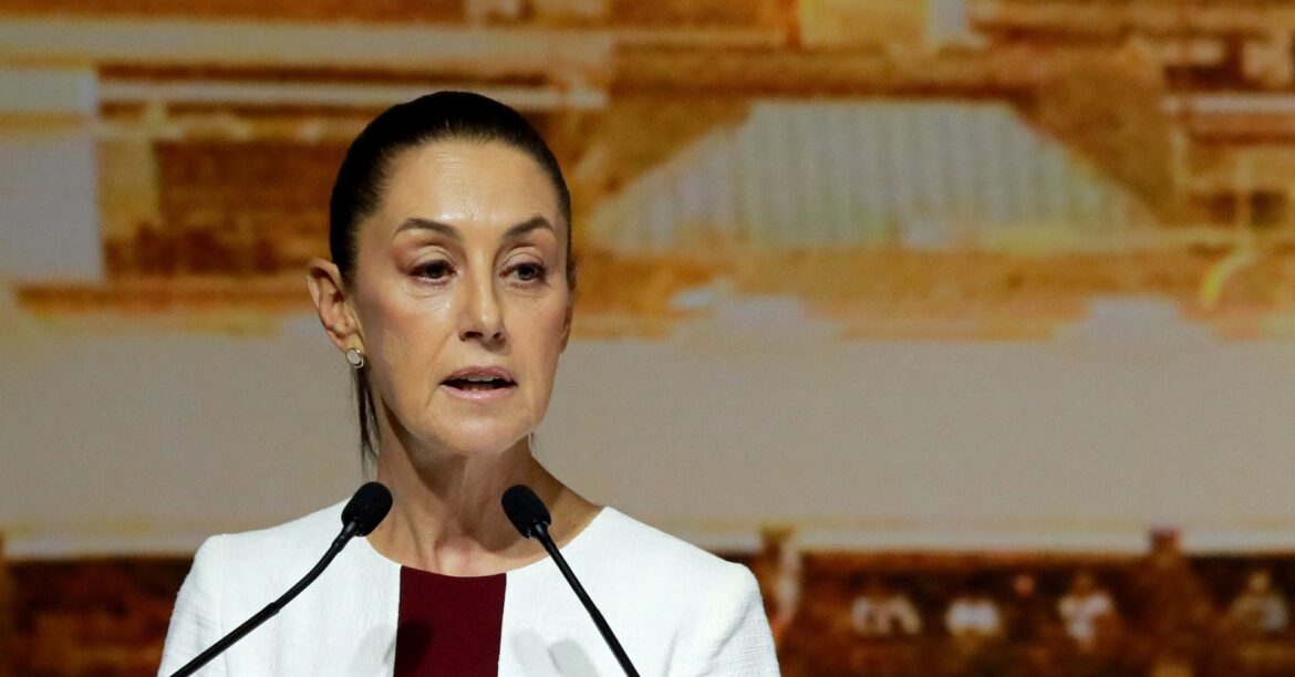 メキシコ次期大統領、主要閣僚を指名 経済相にエブラルド元外相 | ロイター メキシコ次期大統領、主要閣僚を指名 経済相にエブラルド元外相 | ロイター