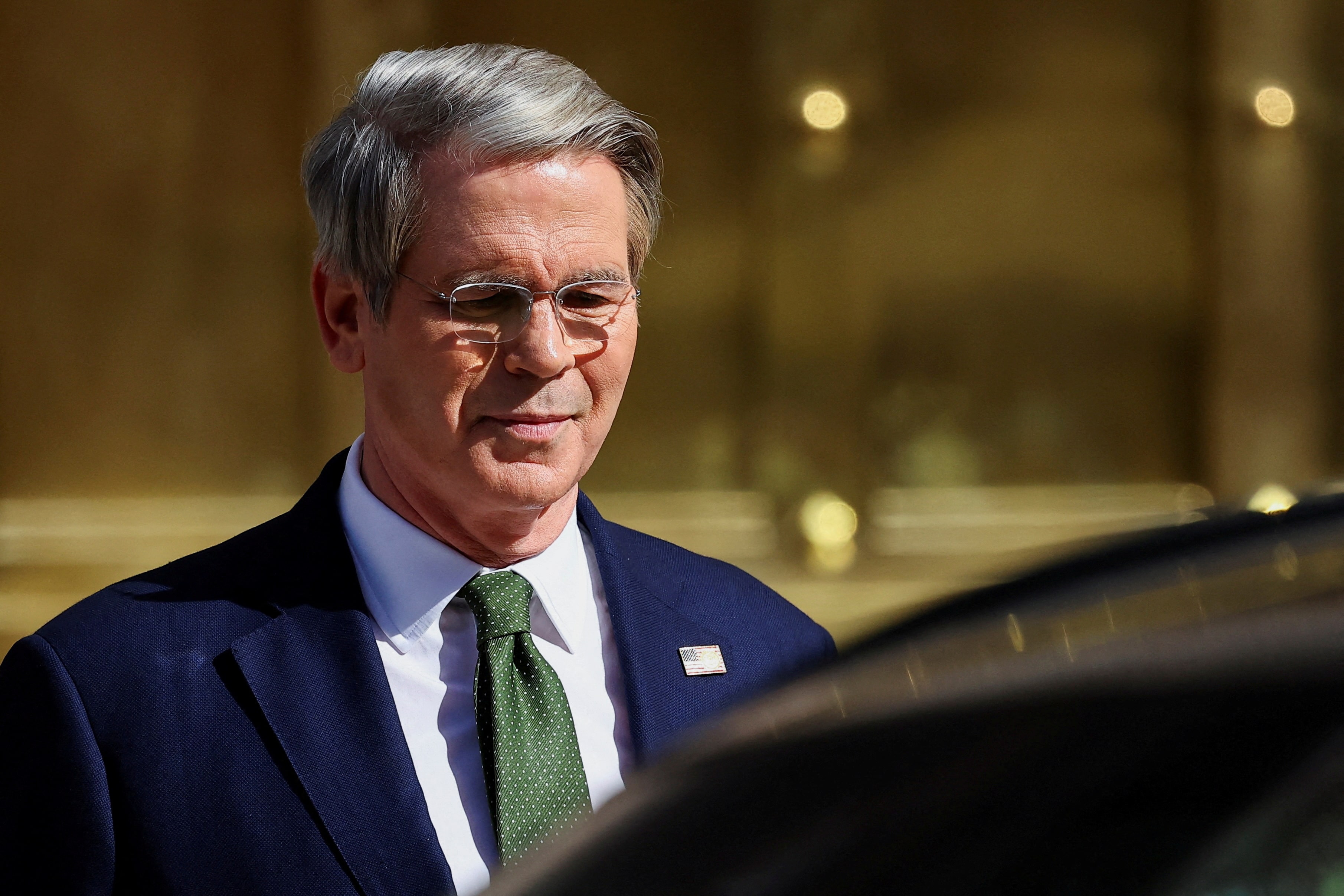 米財務長官、ホワイトハウスに警告　ＦＲＢ議長解任巡り＝報道
