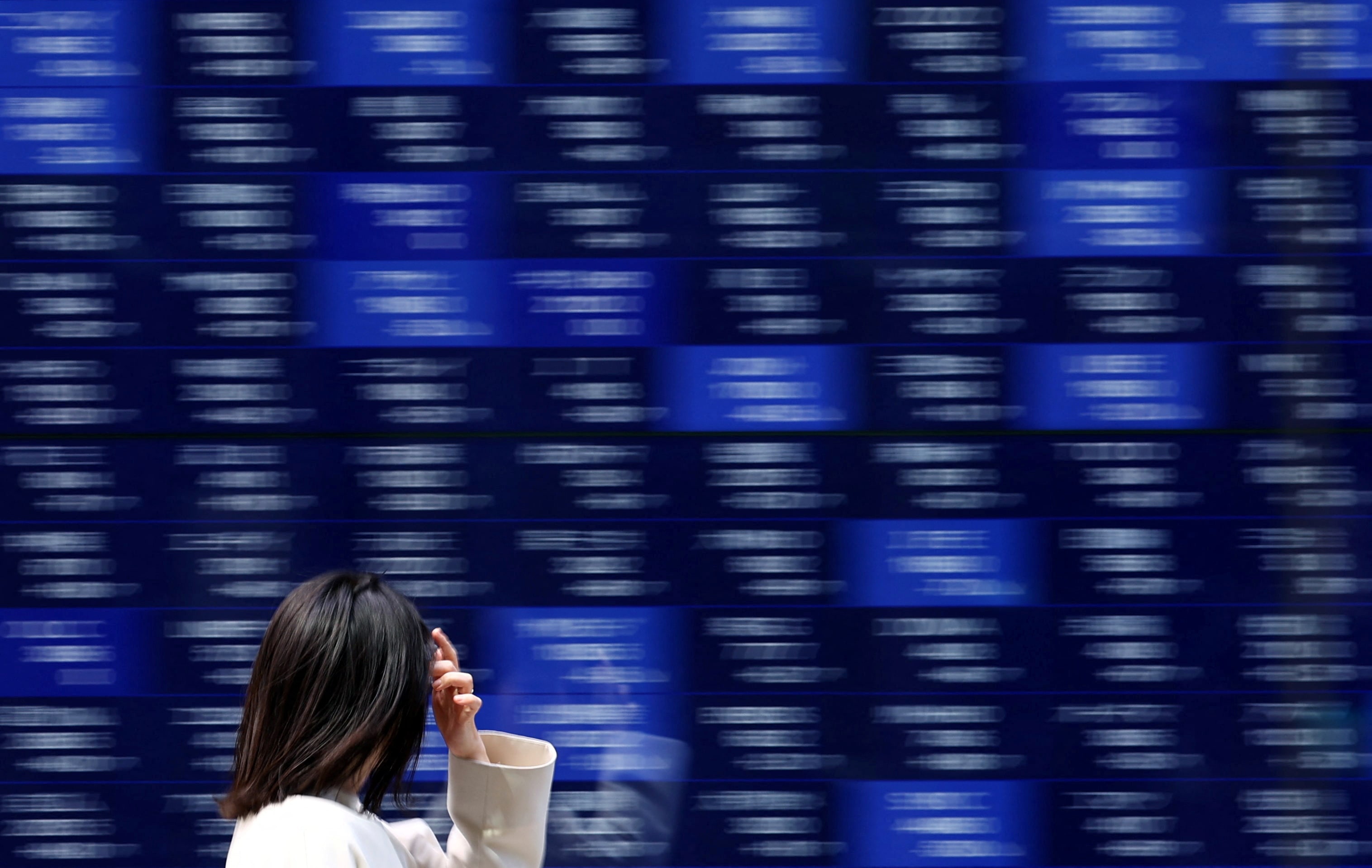 午前の日経平均は反発、日米交渉受けた円高一服を好感　底上げの動き
