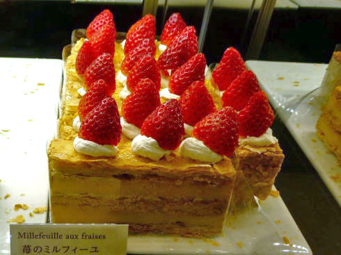 カフェ オーバカナル ミナモア広島店 ケーキの写真2