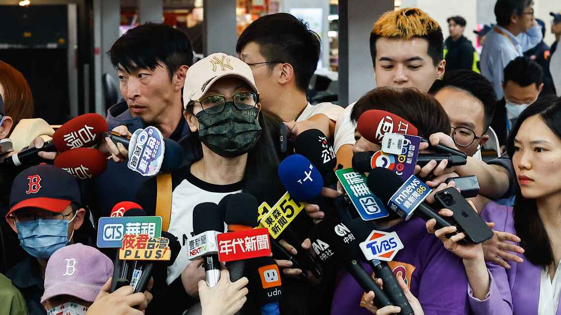 中国人インフルエンサー「亜亜」