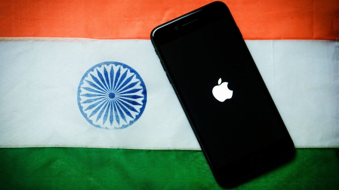 アップル、米国向けiPhone生産をインド移管か。立ちはだかる課題とは | WIRED.jp