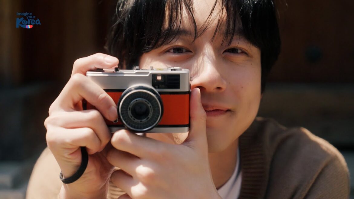 坂口健太郎（사카구치켄타로）、韓国観光名誉広報大使に就任！“彼氏感”溢れる表情で街並みの魅力を語る　大韓民国ナショナルデー『韓国観光広報動画』