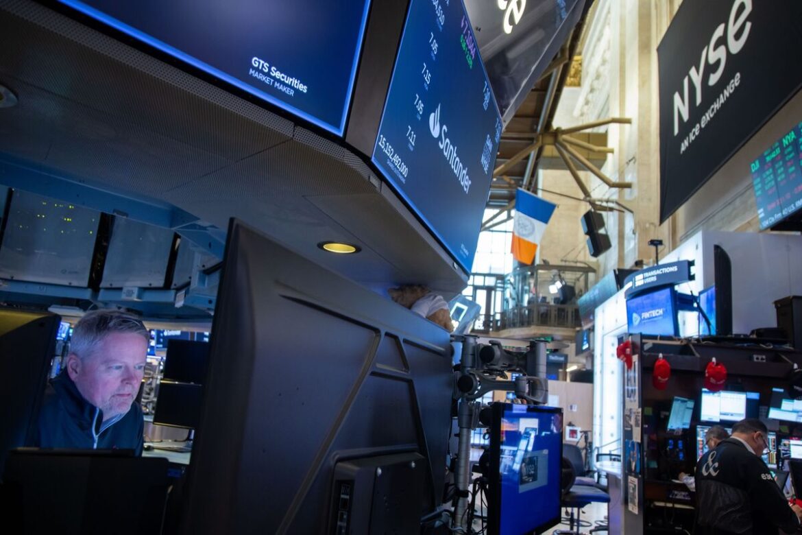 【米国市況】S&P500が8日続伸、リスク志向が復活-ドル145円台 – Bloomberg 【米国市況】S&P500が8日続伸、リスク志向が復活-ドル145円台 - Bloomberg