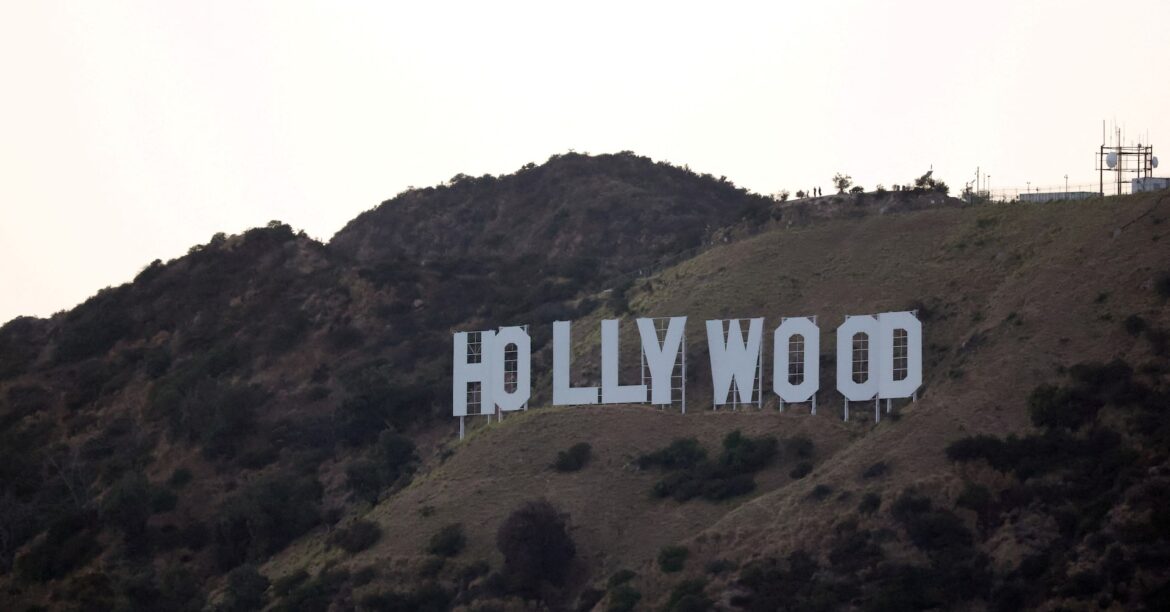 海外製作映画に100%関税、トランプ氏表明 米産業衰退阻止へ | ロイター 海外製作映画に100%関税、トランプ氏表明 米産業衰退阻止へ | ロイター