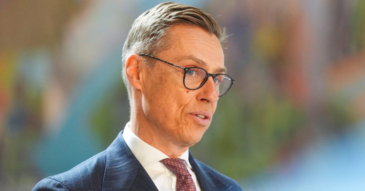 フィンランド大統領「ウクライナ停戦は正しい方向に進展」 | ロイター フィンランド大統領「ウクライナ停戦は正しい方向に進展」 | ロイター