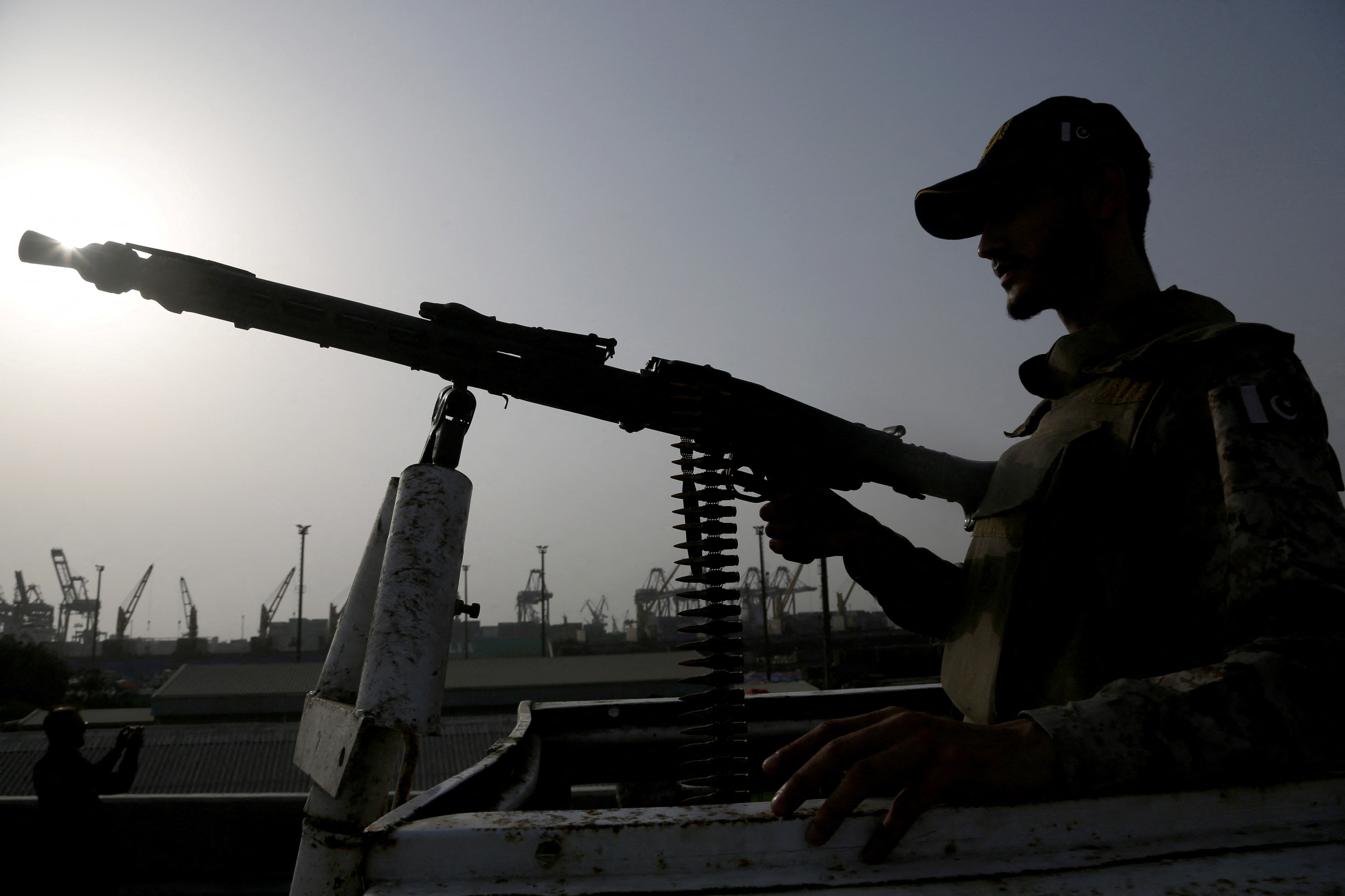 G7、インドとパキスタンに直接対話要請 外相声明