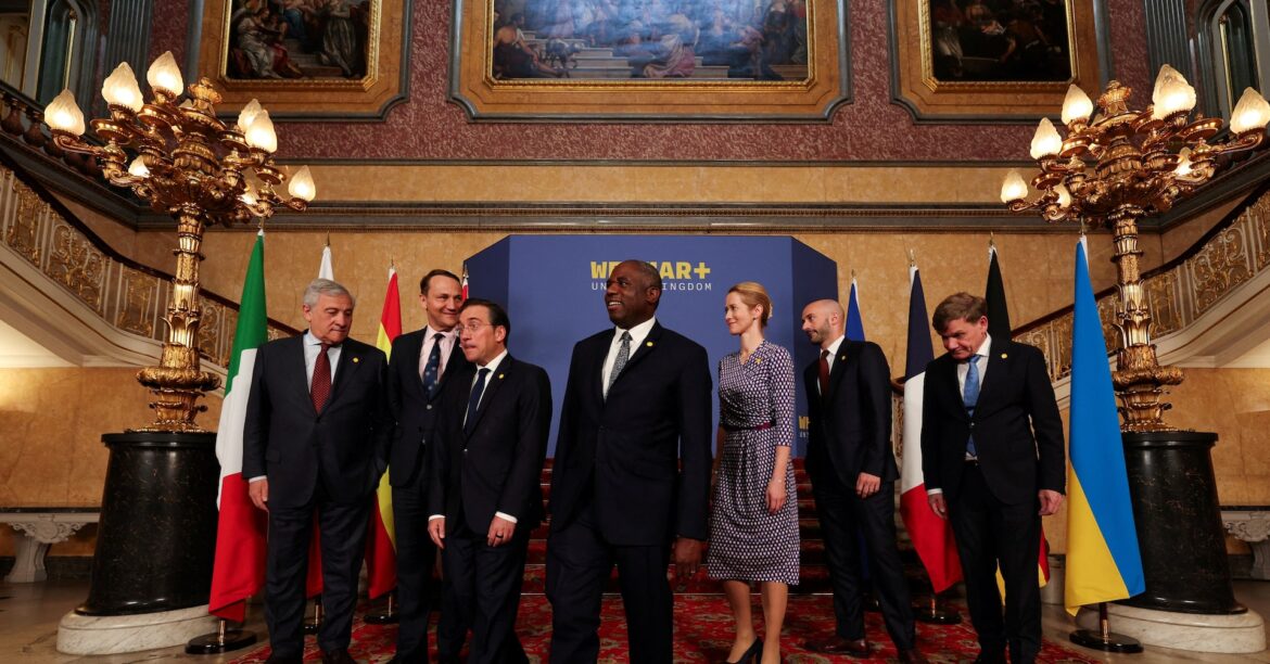 欧州主要国とEU、ウクライナ支援強化を協議 外相会合で | ロイター 欧州主要国とEU、ウクライナ支援強化を協議 外相会合で | ロイター