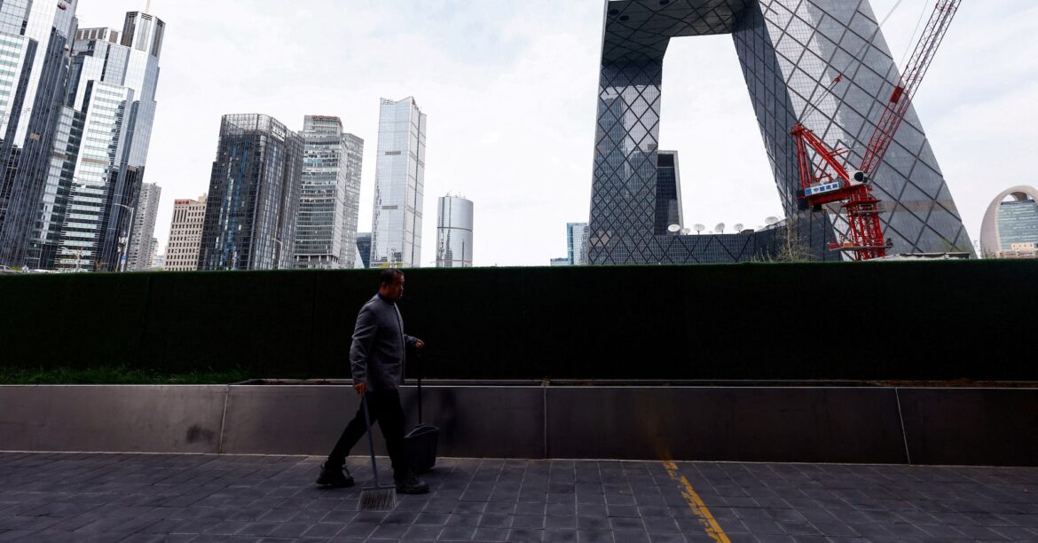 中国新規銀行融資、4月は予想以上の急減　貿易戦争で需要低迷 | ロイター