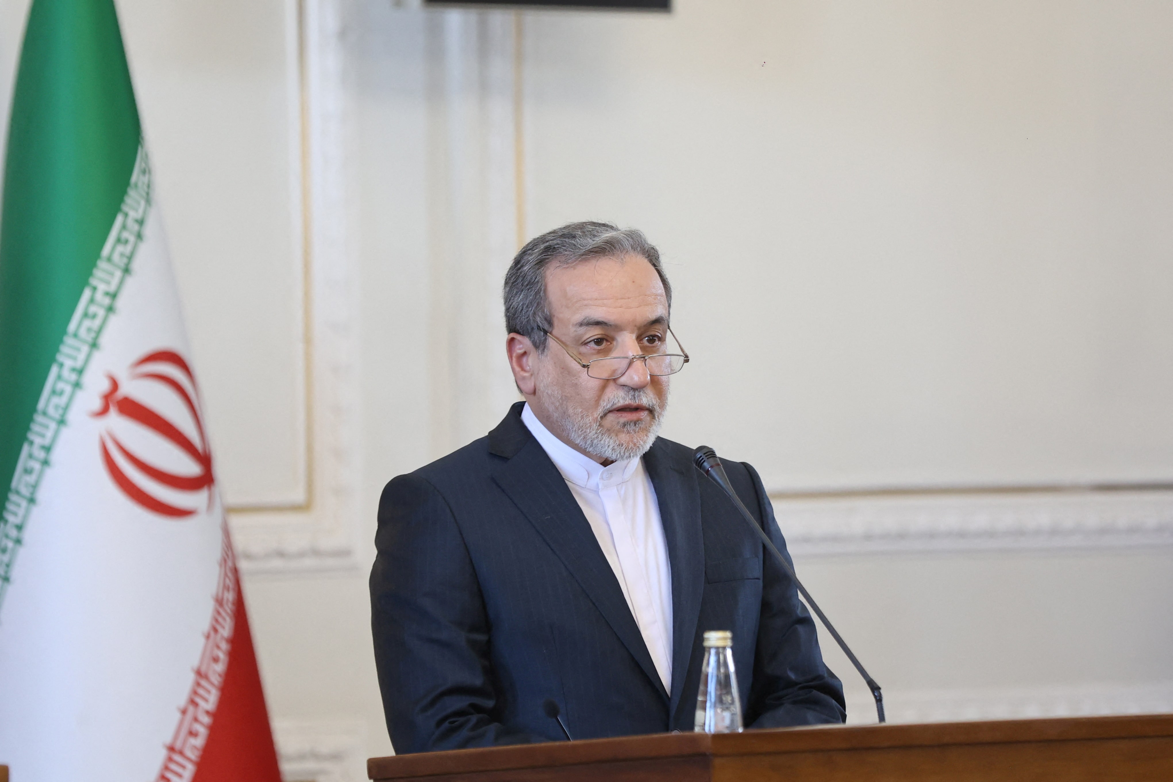 イランと欧州３カ国、核合意巡り外交協議