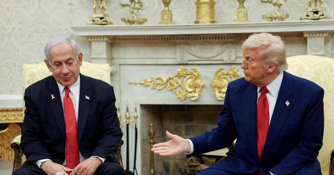 焦点:トランプ氏、中東歴訪でイスラエル疎外 ネタニヤフ首相の孤立鮮明に | ロイター 焦点:トランプ氏、中東歴訪でイスラエル疎外 ネタニヤフ首相の孤立鮮明に | ロイター