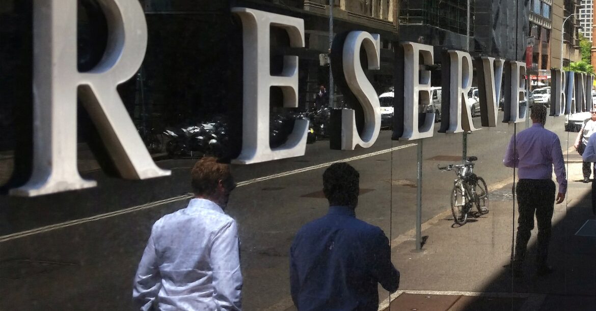 豪中銀が利下げ、「国際情勢が景気圧迫へ」 追加利下げに含み | ロイター 豪中銀が利下げ、「国際情勢が景気圧迫へ」 追加利下げに含み | ロイター