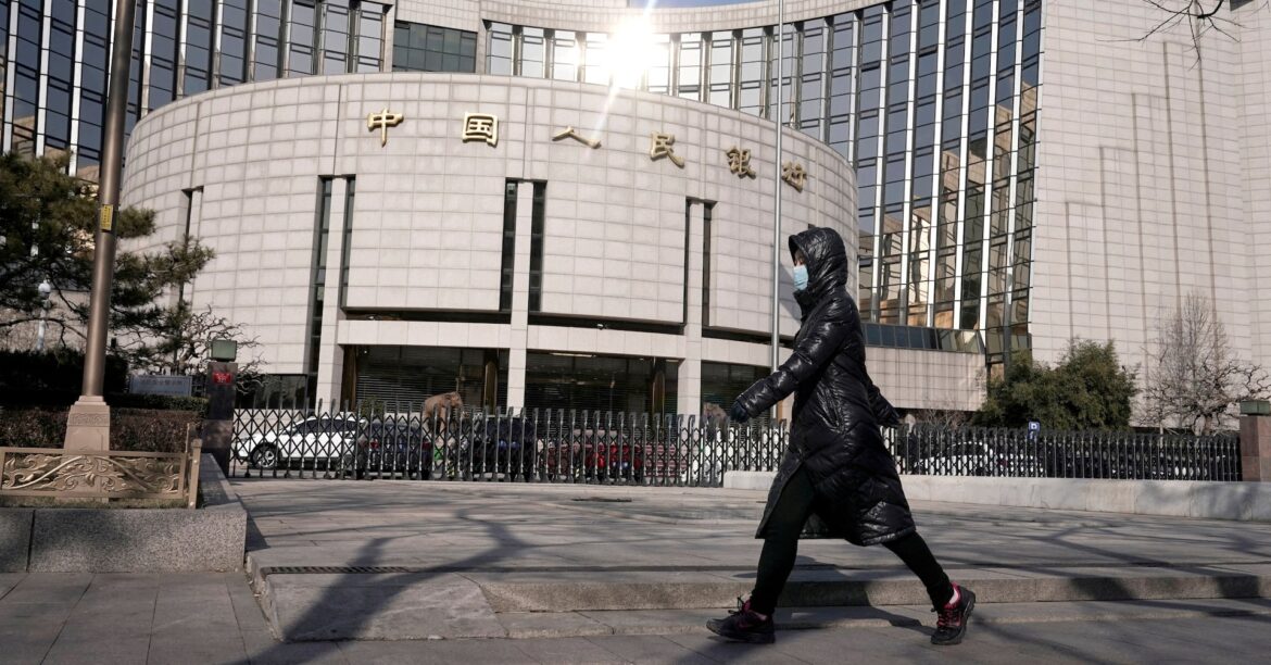 中国最優遇貸出金利、昨年10月以来の引き下げ 国有銀は預金金利下げ | ロイター 中国最優遇貸出金利、昨年10月以来の引き下げ 国有銀は預金金利下げ | ロイター