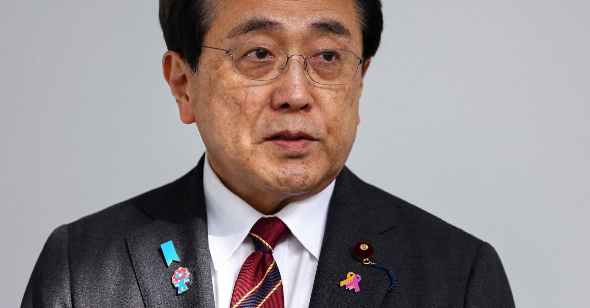 防衛装備品購入、米貿易黒字積み上がる意味で視野に入り得る=赤沢再生相 | ロイター 防衛装備品購入、米貿易黒字積み上がる意味で視野に入り得る=赤沢再生相 | ロイター