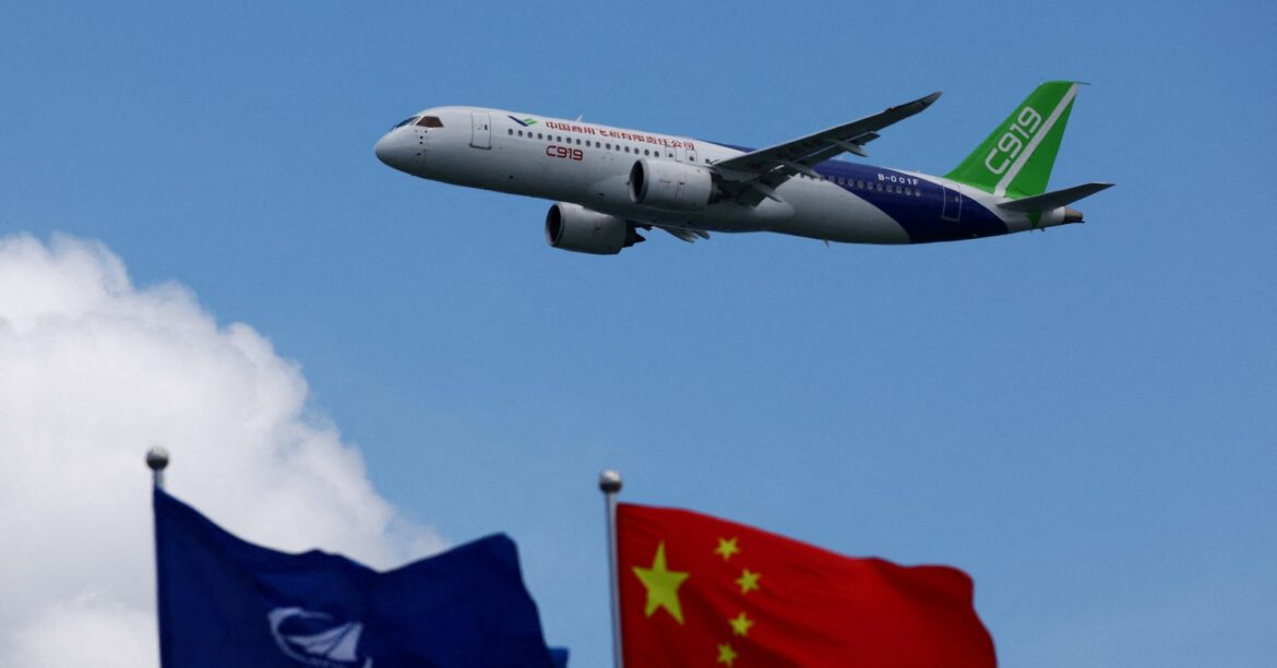 米政府、中国国有航空機メーカーへのエンジン輸出停止＝ＮＹＴ | ロイター