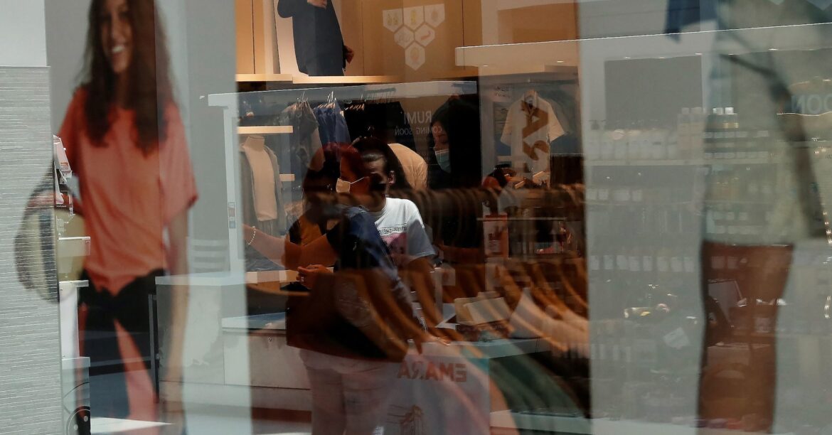 米4月ＰＣＥ価格2.1％上昇、伸び鈍化　関税にらみ貯蓄志向強まる | ロイター