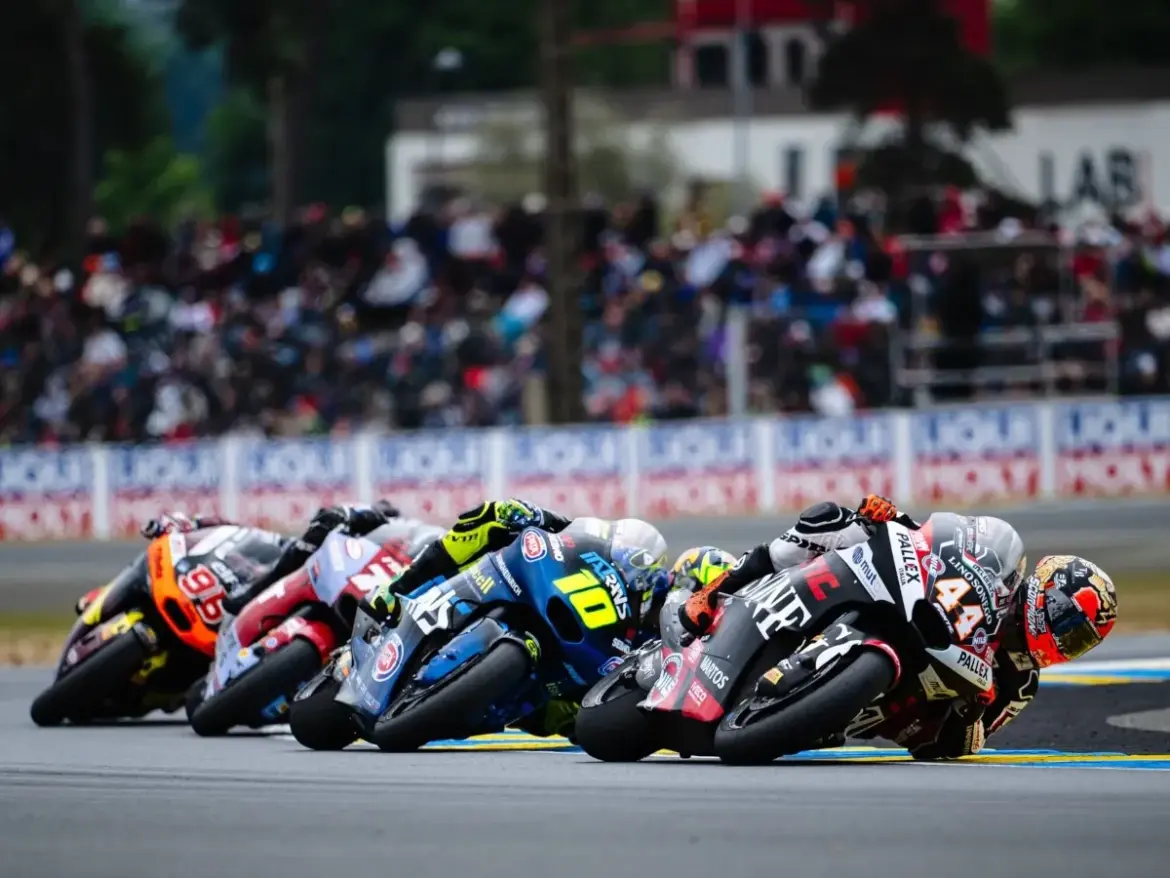 MotoGP第6戦フランスGP Moto2、Moto3レースレポート／Moto3古里太陽が6位でゴール。「想定外」のレースに悔しさにじむ - Webikeプラス